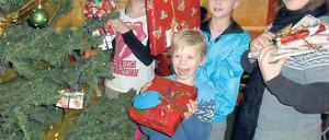 Vorfreude. Erst am Weihnachtsabend dürfen die Kinder auspacken.