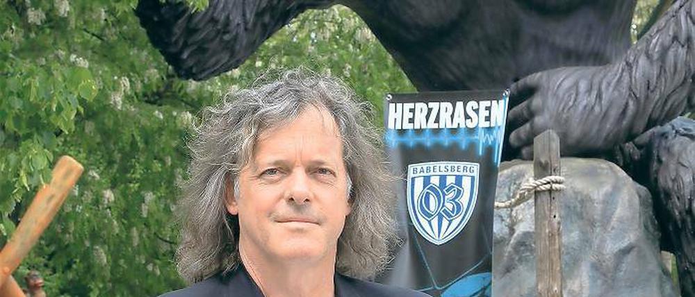 Das Handtuch geworfen: Friedhelm Schatz ist nicht mehr Chef im Aufsichtsrat des SV Babelsberg. Er wollte sich nicht den Spielregeln der DKB unterwerfen.