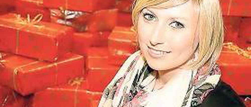 Initiatorin der Aktion: Anika Wehland ist mit einem Soldaten verlobt.