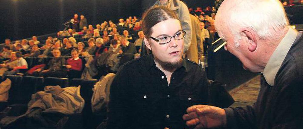 Im Gespräch. Norbert Müller (l.) wurde am Samstag zum Linke-Bundestagskandidaten nominiert.