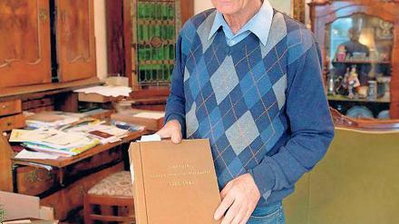 Ehrenamtliche Ämterhäufung: Wolfgang Grittner ist unter anderem Ortschronist, Ortsvorsteher und Kirchenältester im Potsdamer Ortsteil Marquardt.