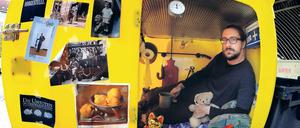 Kunst? Design? „Wohntonne mit Bad“, als Szenario für Obdachlosigkeit in der Zukunft, nennt der Industriedesign-Student Philipp Stingl sein Objekt, das er im Rahmen des Projekts „Ü60 - Design für morgen“ entworfen hat.