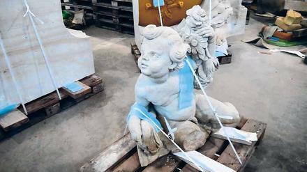 Kann verbaut werden. Diese Putte, gefertigt von den Sächsischen Sandsteinwerken in Pirna, kann nun ans Landtagsschloss.