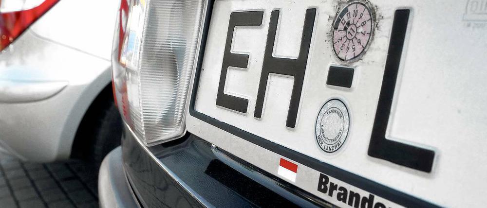 Kurzes Gastspiel. Das Altkennzeichen für Eisenhüttenstadt mit dem Kürzel EH wurde nur drei Jahre lang ausgegeben.