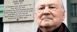 Eine von sieben. Seit Freitag erinnert eine Tafel in der Friedrich-Ebert-Straße an Carola Müller. Dass die Geschichten der sieben mutigen Potsdamer aus der Zeit des Holocaust überhaupt sichtbar werden, ist Davyd Rozenfeld zu verdanken. Seit fünf Jahren kämpft er dafür, dass auch in ihrer Heimatstadt an die Retter der Juden erinnert wird.