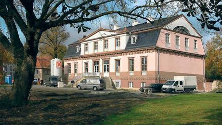 Wieder rosa. Das Palais Lichtenau ist nun der Baugerüste entledigt.