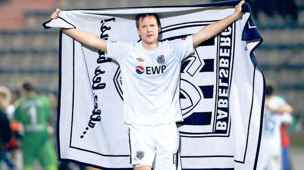 Toller Einstand. Monatelang war Julian Prochnow nicht einsatzbereit. Am vergangenen Freitag wurde er in Unterhaching eingesetzt und freute sich mit seiner Mannschaft über einen 1:0-Sieg. Am Dienstag will er nun gegen Erfurt alles geben.