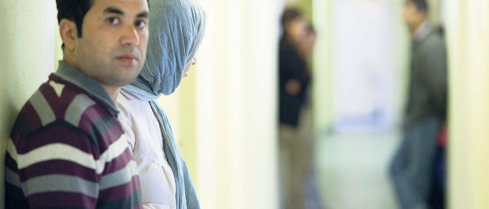 Überfüllt. Auch Brandenburg ist von den derzeit rasant steigenden Flüchtlingszahlen betroffen. Allein in der teilweise ohnehin maroden Aufnahmestätte Eisenhüttenstadt mussten zusätzlich Container mit 100 Plätzen errichtet werden.