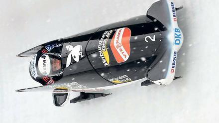 Wieder im Eiskanal. Am Wochenende beginnt in Lake Placid die neue Weltcup-Saison. Dann startet auch der Zweierbob des SC Potsdam mit Pilot Manuel Machata (Foto).