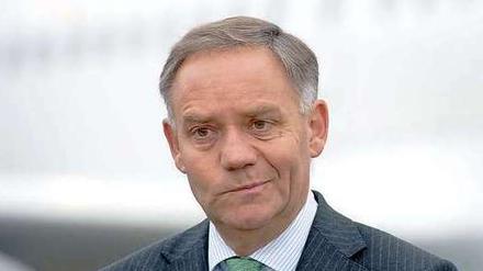 Rainer Schwarz muss gehen. Ein Nachfolger für den umstrittenen Flughafen-Chef steht noch nicht fest.