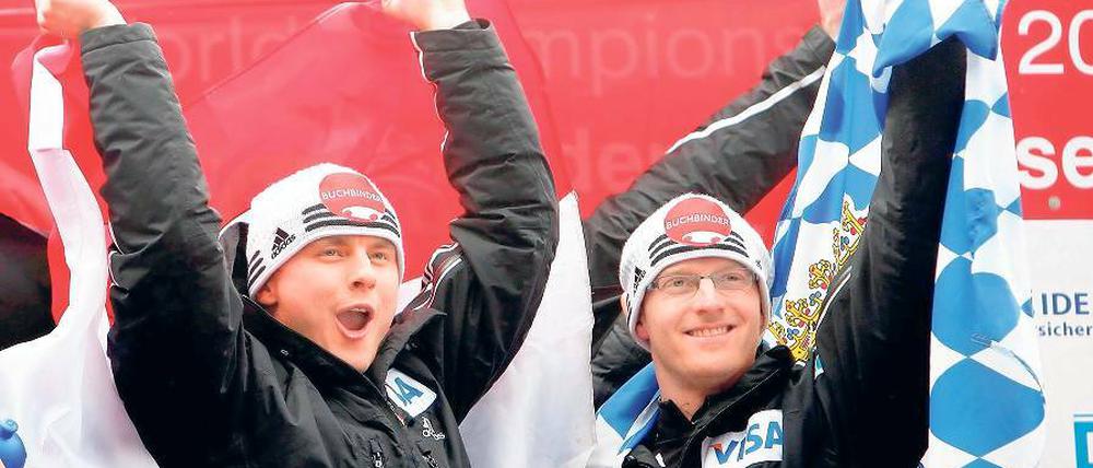 Gut in die Bob-Saison gestartet. Pilot Manuel Machata (rechts) und sein Anschieber Christian Poser (links) vom SC Potsdam haben gute Chancen auf die Weltcup-Tickets nach Übersee.