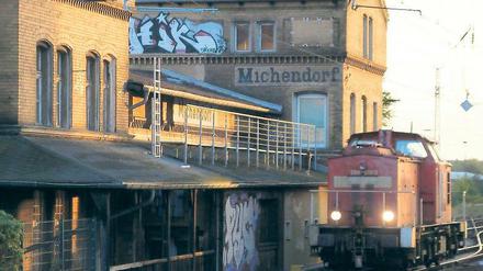 Endstation Hoffnung: Der Bahnhof Michendorf soll wieder einen direkten Anschluss zum Flughafen bekommen.