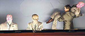 Untergang. „Theater 89“ bringt die letzten Tage der SED auf die Bühne.