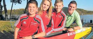 Hoffnungsvolles Team. Roar Benecke, Ophelia Preller und Fabian Schatz haben mit Sebastian Brendel (v. l.) einen Paten gefunden.