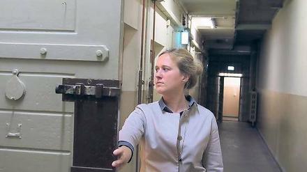 Am authentischen Ort. Über die NS-Geschichte des Gerichts- und Gefängnishauses in der Lindenstraße soll unter anderem in den ehemaligen Zellen informiert werden. Historikerin Annemone Christians hat das Konzept für den Ausstellungsteil erarbeitet.