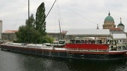 Streitobjekt Theaterschiff.