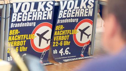 Höchste Zeit für den Endspurt. Von den benötigten 80 000 Unterschriften dürfte kaum die Hälfte zusammen sein.