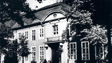 Unrechtsort. So sah die heutige Gedenkstätte in der Lindenstraße 54/55 im Jahr 1937 aus. Hinter den Mauern verurteilte das Erbgesundheitsgericht Tausende Menschen zu Zwangssterilisationen. Auch später vom Volksgerichtshof zum Tode Verurteilte waren hier eingesperrt.