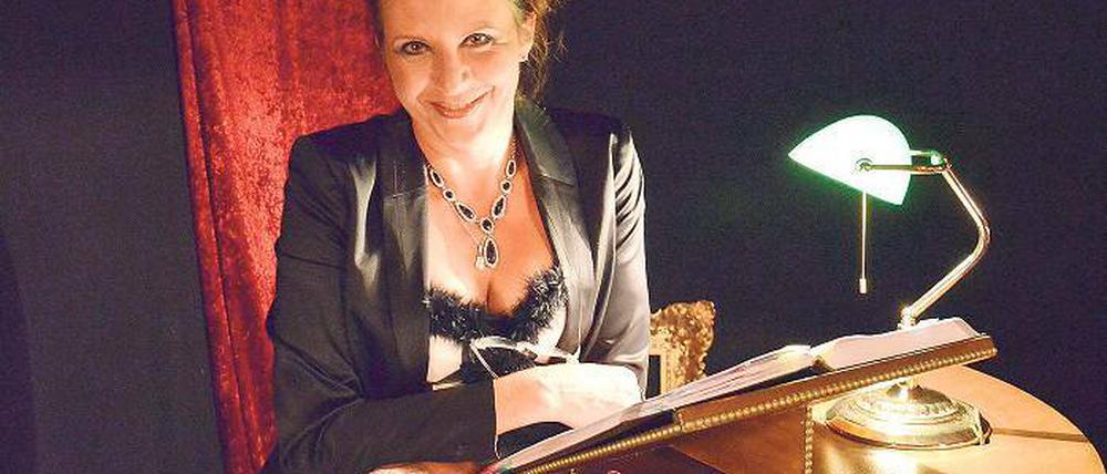 Die Chefin im Verzehrtheater. Sabrina Bienas war jahrelang als Artistin in Europa unterwegs. Dann gründete sie ihren eigenen Zirkus – einen speziellen, denn bei „Dinner für Fun“ gibt es Akrobatik und Comedy zum Vier-Gänge-Menü.