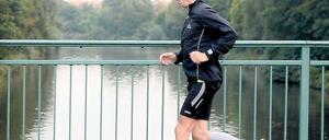 Gut vorbereitet nach Hawaii. Helmut Schicketanz trainierte auch daheim in Kleinmachnow für den berühmtesten Ironman am 13. Oktober auf der Pazifikinsel.