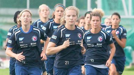 Bereit für das Spitzenspiel. Tabea Kemme brachte blaue Flecke aus Lüttich mit.