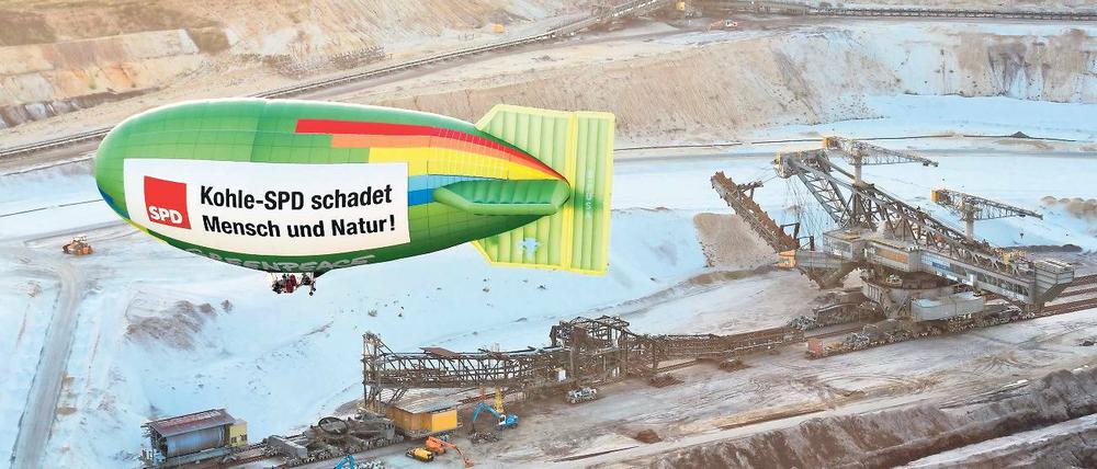 Protest. Greenpeace kritisiert die Kohlepolitik der SPD.