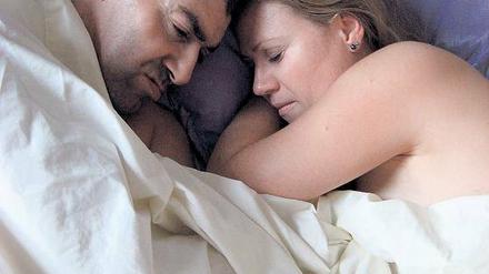 Kein normales Rendezvous: Rachel besucht John, der Multiple Sklerose hat und im Rollstuhl sitzt. Ihre Geschichte wird in dem Film „Rachels Weg“ gezeigt, der heute im Filmmuseum läuft. Anschließend diskutiert Sexualassistentin Nina de Vries mit den Gästen.