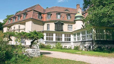 Schloss Marquardt. In dem denkmalgeschützten Bau am Schlänitzsee sollen künftig deutlich mehr Veranstaltungen stattfinden – auch um die Sanierung zu finanzieren.