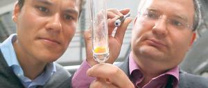 Gründer. Marvin Stolz und Elmar Schmälzlin (r.) von Colibri Photonics.