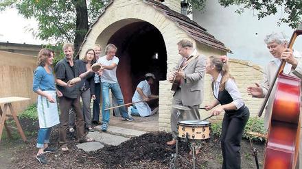 Neues Denkmal. Der restaurierte Backofen ist wieder in Betrieb.