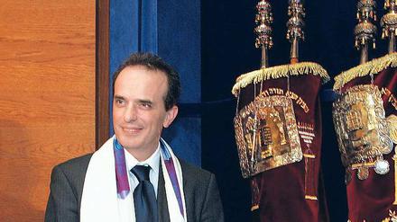 Auf dem Weg der Besserung. Der Berliner Rabbiner Daniel Alter wurde von Jugendlichen, die offenbar arabischer Herkunft sind, angegriffen und verprügelt. Seine sechsjährige Tochter bedrohten die Angreifer mit dem Tod.