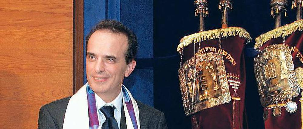 Auf dem Weg der Besserung. Der Berliner Rabbiner Daniel Alter wurde von Jugendlichen, die offenbar arabischer Herkunft sind, angegriffen und verprügelt. Seine sechsjährige Tochter bedrohten die Angreifer mit dem Tod.