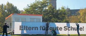 Schon im Vorjahr hatten Eltern und Schüler am Brauhausberg in Potsdam ein Protestlager aufgeschlagen, um gegen die Kürzungen zu protestieren.