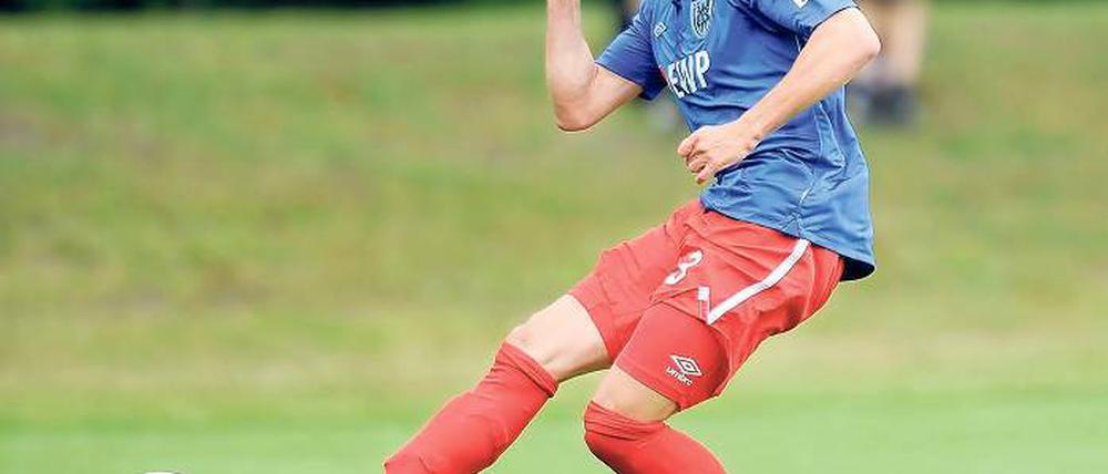Dreimal ist dreimal zu wenig. Oliver Heil erzielte beim Pokalspiel in Neustadt alle Treffer für den SV Babelsberg 03 und zugleich seine ersten Pflichtspieltore. Für Trainer Christian Benbennek zu wenig: Der Neuzugang aus Heidenheim vergab auch drei Riesen.