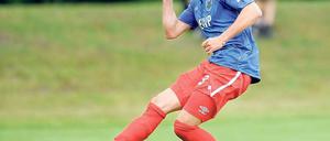 Dreimal ist dreimal zu wenig. Oliver Heil erzielte beim Pokalspiel in Neustadt alle Treffer für den SV Babelsberg 03 und zugleich seine ersten Pflichtspieltore. Für Trainer Christian Benbennek zu wenig: Der Neuzugang aus Heidenheim vergab auch drei Riesen.