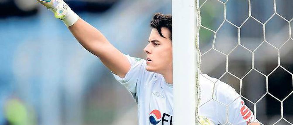 Hoffen auf einen Einsatz. Daniel Zacher würde gern als Nummer zwei im Pokalspiel den Babelsberger Kasten hüten. Beim Training zog er sich allerdings eine leichte Verletzung zu und muss nun abwarten.