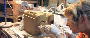 Formsteine fürs Arresthus. Das dänische Engagement ist nicht ganz neu.