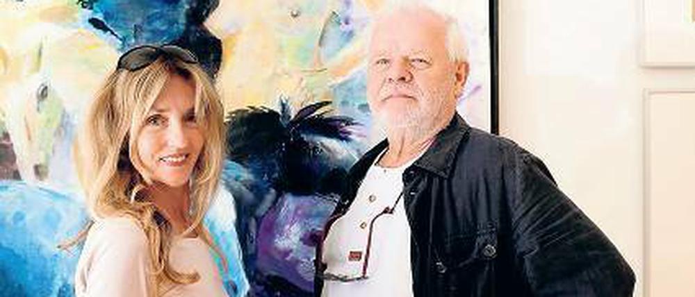 Schon vor der Eröffnung planen sie für die Zukunft. Kornelia Tappe und der Künstler Christian Heinze in der Galerie am Jägertor.