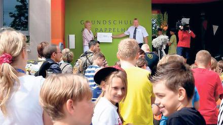Ausgeschildert. Die Grundschule am Pappelhain nimmt am Pilotprojekt „Inklusive Schule“ teil.