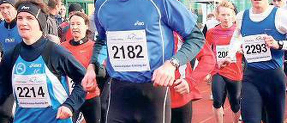 Startschuss. Im vergangenen Winter kamen rund 400 Läufer ins Ziel.