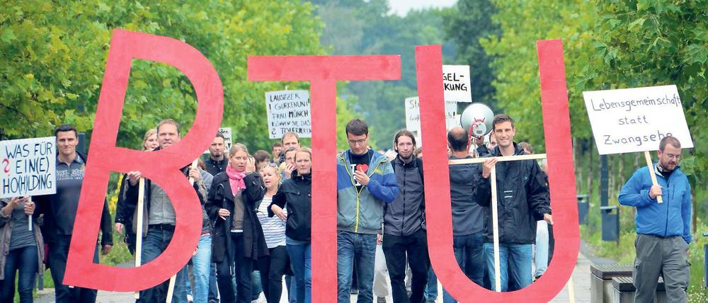 Protest. Studierende und Mitarbeiter der BTU demonstrierten schon mehrfach gegen die geplante Fusion.
