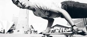 Einzelgängerischer Individualismus. Die Skaterszene war der DDR-Obrigkeit ein Dorn im Auge. Die Skater sahen sich allerdings als unpolitisch.