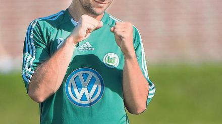 Wieder in grün. Im Mai 2011 ließ er den VfL im Stich, nun ist Diego zurück.