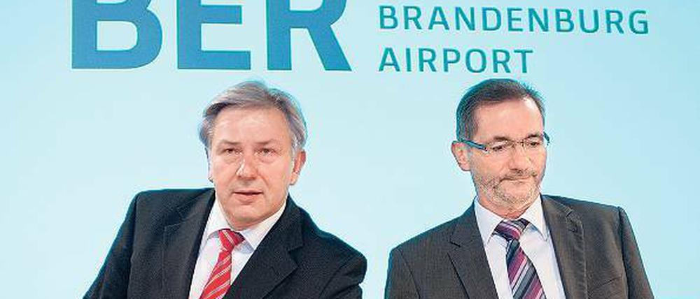 Tiefflieger. Politisch verantwortlich für das BER-Desaster: die Regierungschefs von Berlin und Brandenburg, Klaus Wowereit und Matthias Platzeck (beide SPD).