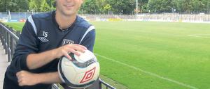 Guter Dinge. Sergej Evljuskin hat Selbstvertrauen aus dem Heimsieg gegen Darmstadt getankt. Nun will er bei seinem ehemaligen Verein Hansa Rostock einen Punkt oder gar den Sieg holen.