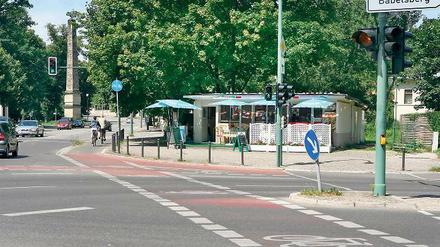 Die Tage der Pizzeria am Welterbe sind gezählt. Gegenwärtig laufen die Planungen für einen Neubau nach dem Vorbild der Villa Persius, die bis 1945 an der Schopenhauerstraße/ Ecke Hegelallee stand, auf Hochtouren. Anfang 2013 könnte Baustart sein.