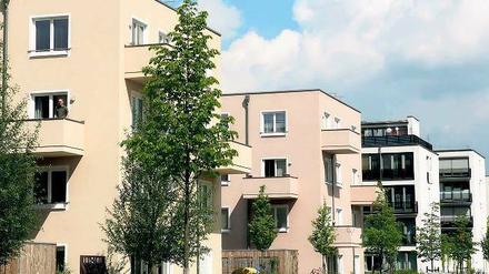 Verzicht üben. Die kommunale Pro Potsdam soll künftig bei Neuvermietungen weniger Geld nehmen, die Modernisierungskosten in einer geringeren Höhe als zulässig auf die Mieter umlegen und die Kappungsgrenzen bei Mietsteigerungen senken. Ab 1. Oktober sollen die Maßnahmen gelten.
