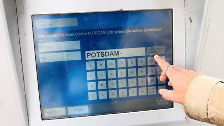 Auf Knopfdruck mehr bezahlen. Im Öffentlichen Nahverkehr von Potsdam und in der gesamten Region sind ab August höhere Fahrpreise fällig.