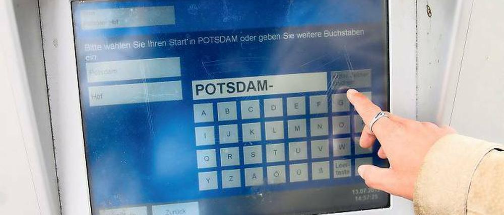 Auf Knopfdruck mehr bezahlen. Im Öffentlichen Nahverkehr von Potsdam und in der gesamten Region sind ab August höhere Fahrpreise fällig.