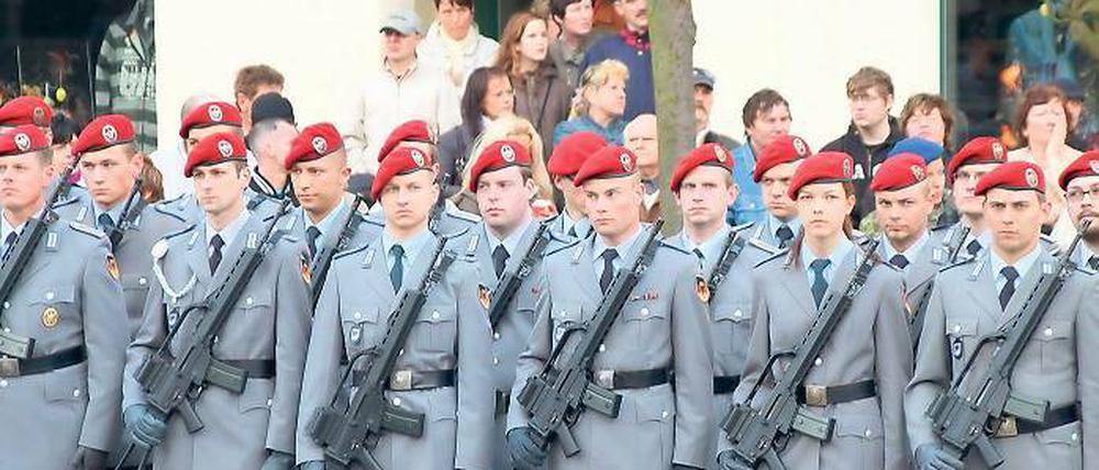 Angetreten. Seit Jahren ist die Bundeswehr in der Stadt Beelitz verwurzelt. Darauf wird auch bei der Aufstellung der neuen Brandenburger Reserveeinheit gesetzt.